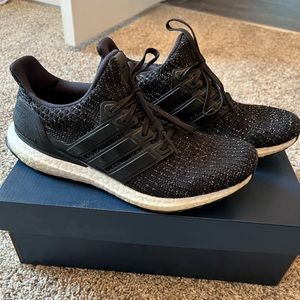 Women’s Adidas Ultra boost running shoes size 9
